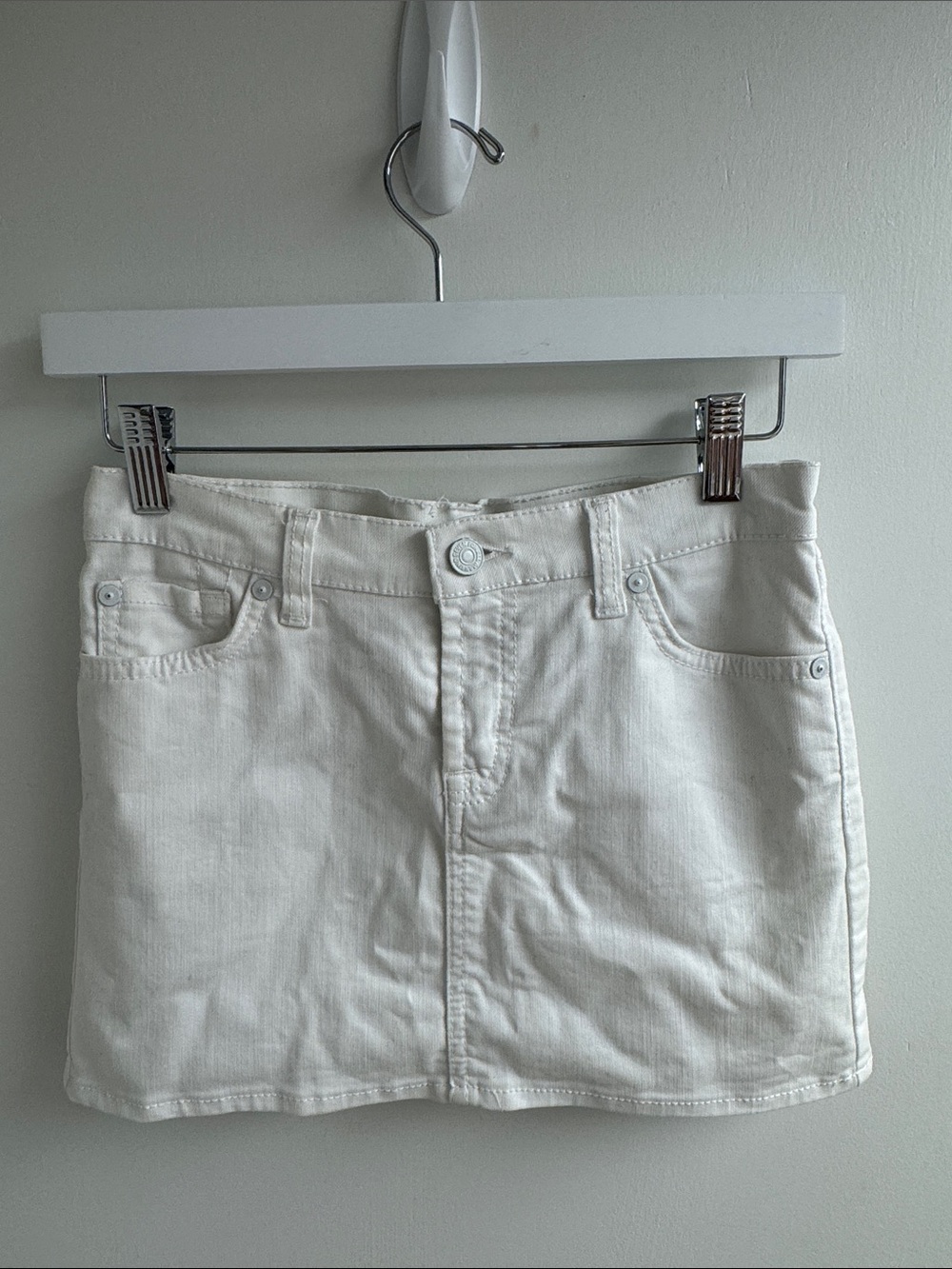 Girl’s 12 White Denim Mini Skirt Seven for All Mankind Classic 5 pocket zip fly